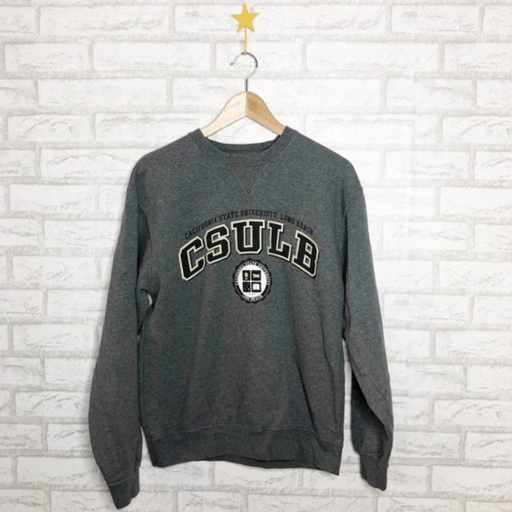 SOLD • CSULB | 🎓 College Crew Neck